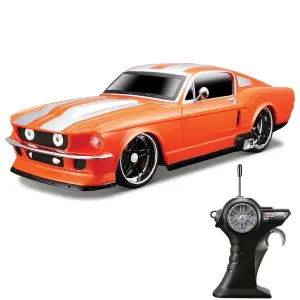 Maisto Tech 1:24 1967 Ford Mustang Gt Uzaktan Kumandalı Araba